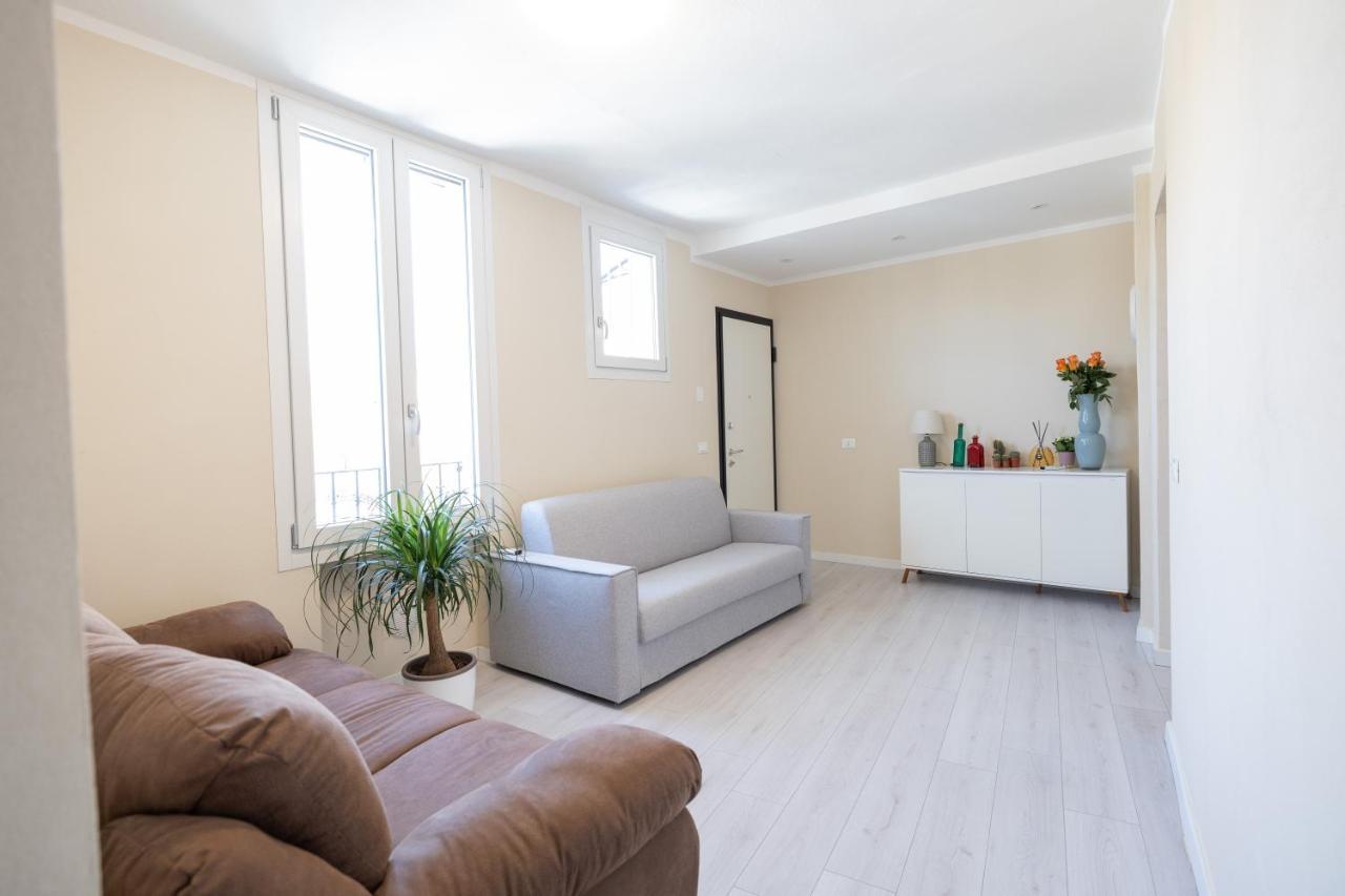 Appartamento Terrazza Cavour Brescia Esterno foto